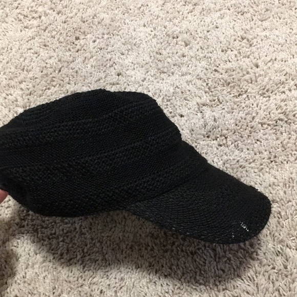 Black knit baseball cap - Picture 5 of 5